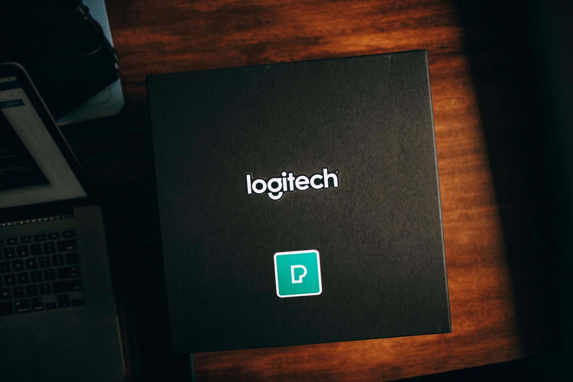 Logitech Combo Touch宣傳影片看起來好棒